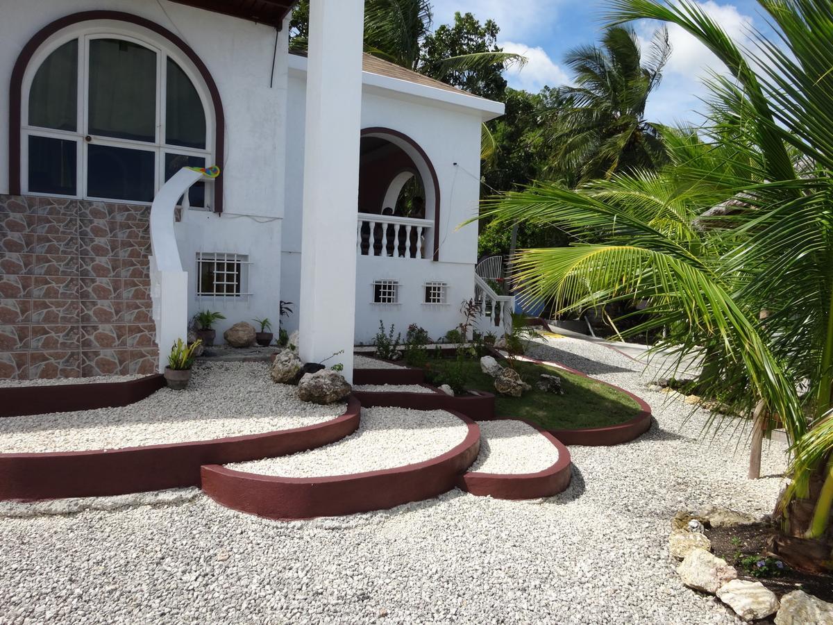 House Rapunzel Hotel Oslob Kültér fotó